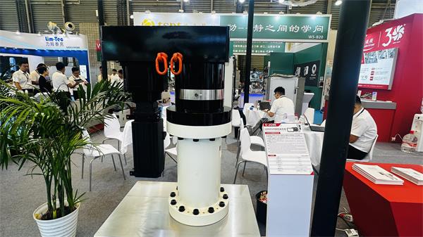 Servo press fitting
